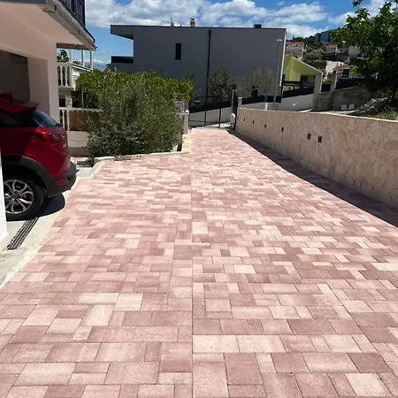 Chez Michi Floor Apartmán Trogir