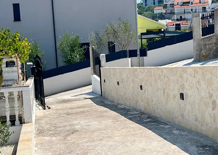 Διαμέρισμα Chez Michi Floor