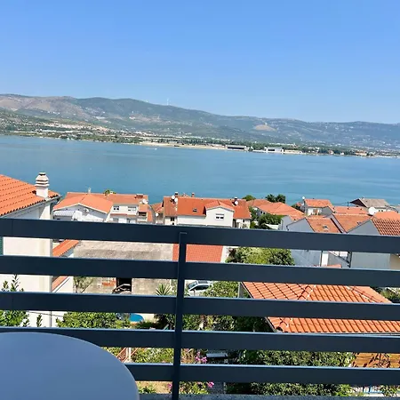 Chez Michi Floor Daire